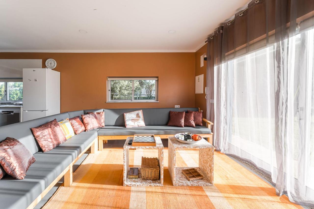 Beachfront Villa In เอสโปเซนเด ภายนอก รูปภาพ